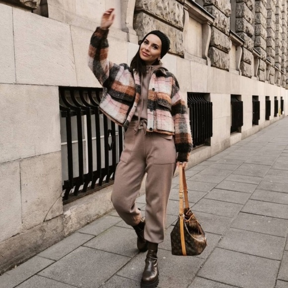 ZARA CROPPED PLAID OVERSHIRT NWT - Picture 10 of 16